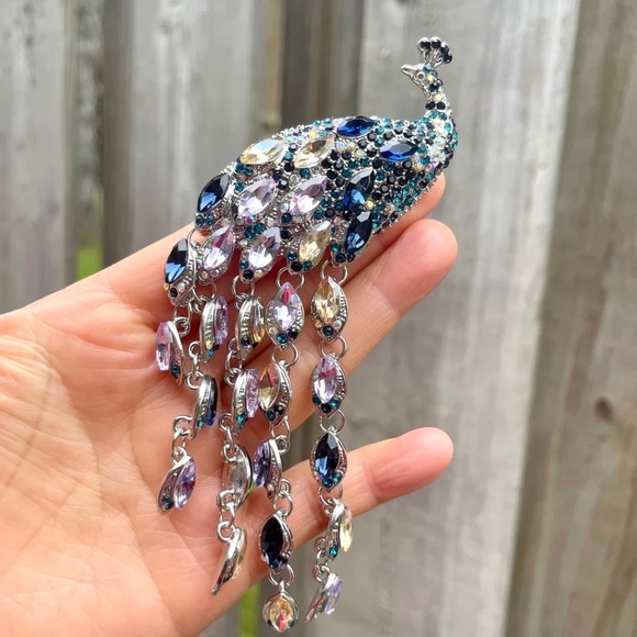 Large Peacock Brooch Blue purple Peacock Brooch Moveable Tassel Tail - Picture 1 of 5